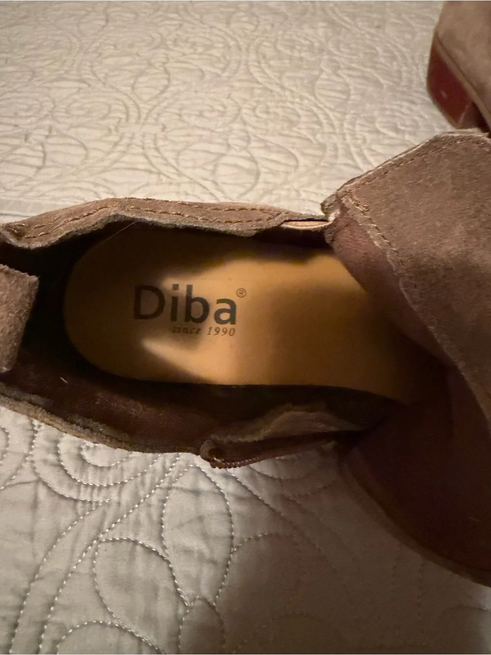Diba Women’s Size 10 Taupe Suede-Look Ankle Booties